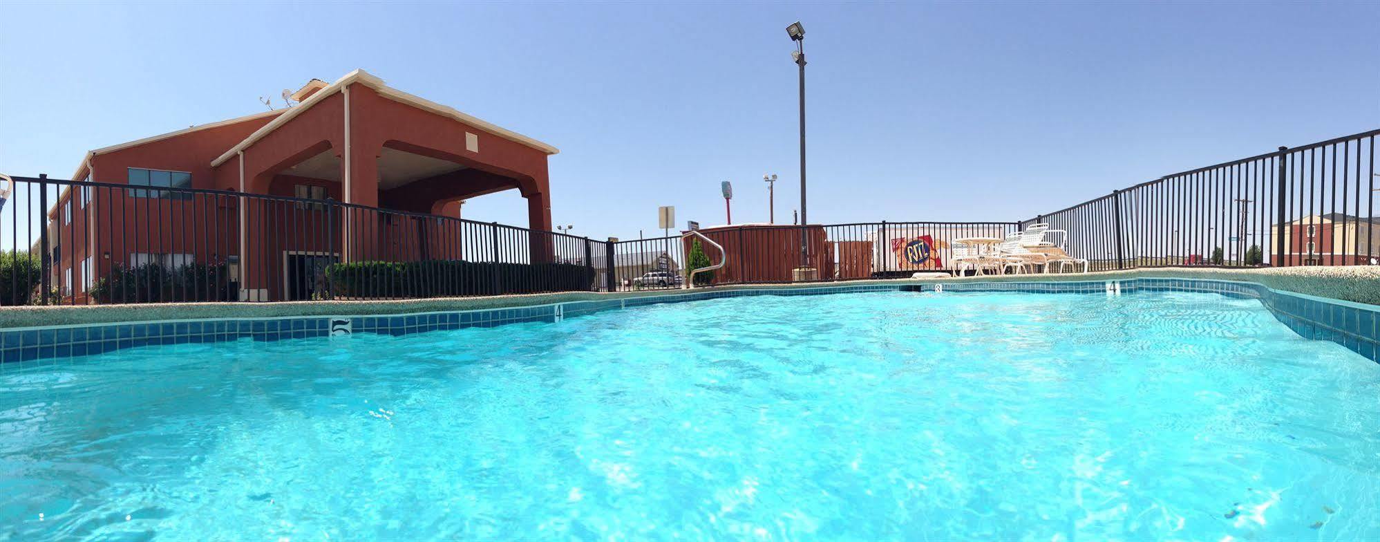 Econo Lodge Inn & Suites Sweetwater I-20 Экстерьер фото